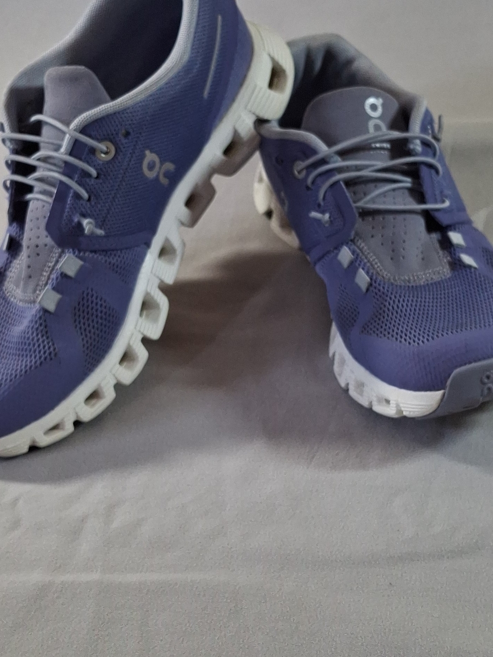 On  Cloud Women's Running Shoes - Purple Size 8.5